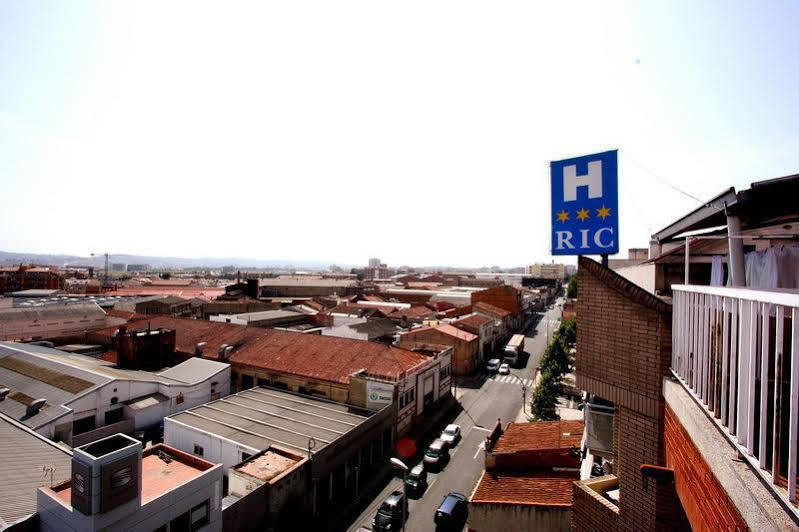 Hotel Ric Sabadell Exterior photo