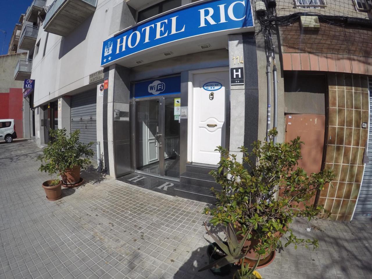 Hotel Ric Sabadell Exterior photo